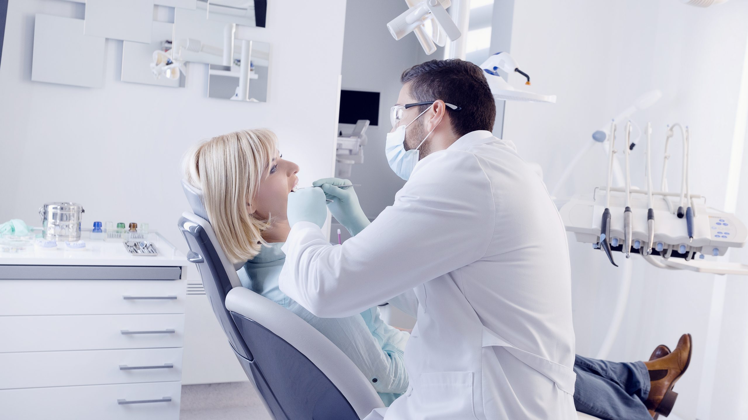 Dentist in Le Roy, IL